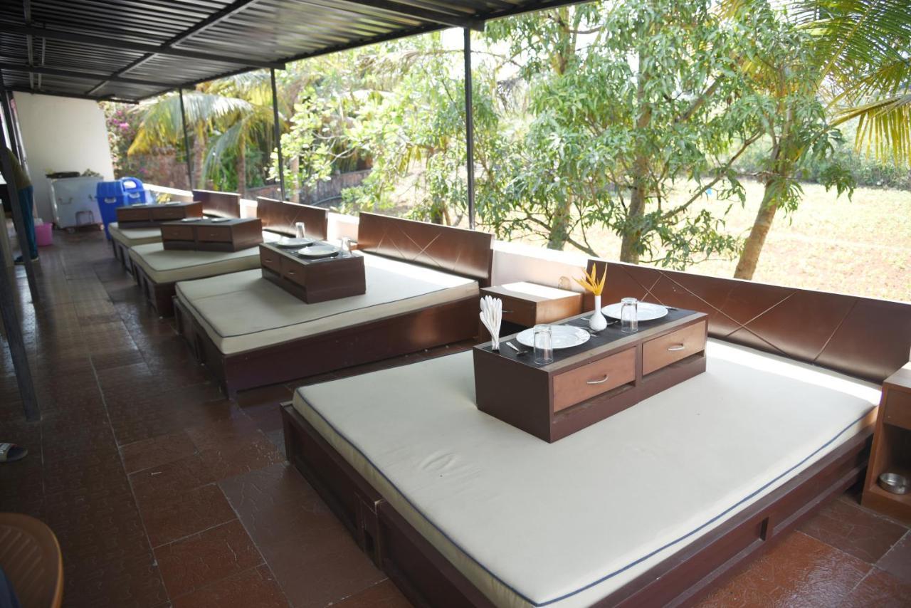 Clarissa Resort Goa Saligao ภายนอก รูปภาพ