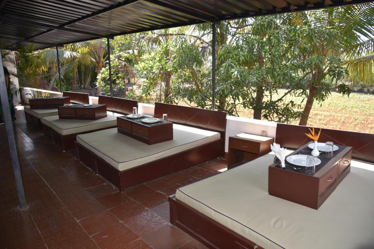 Clarissa Resort Goa Saligao ภายนอก รูปภาพ